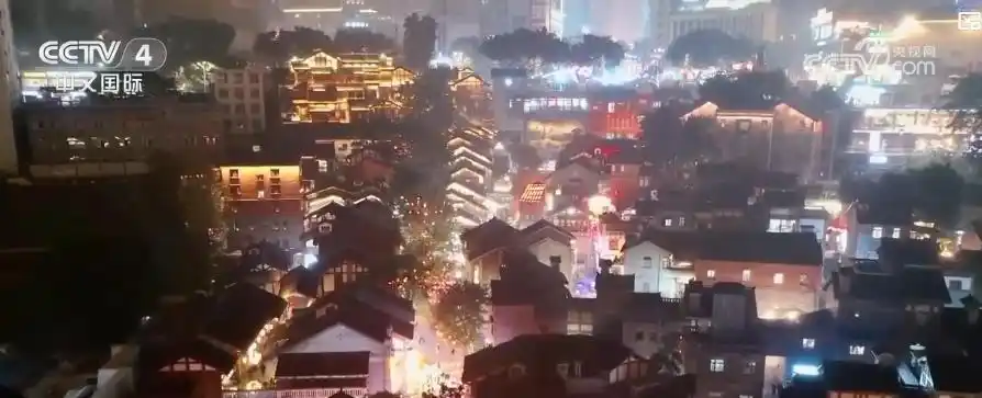 十一假期旅游新风向：县域游迎爆发式增长 赏秋、自驾、出境游全面开花