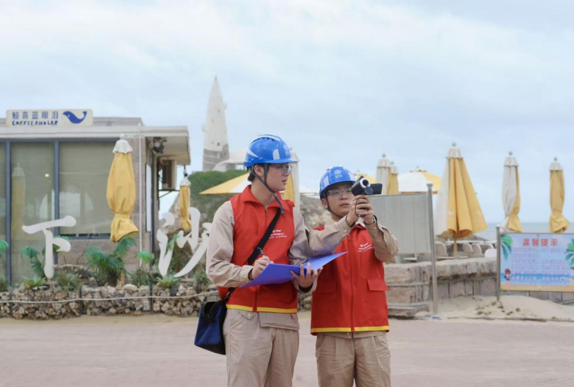 长乐供电：做好“两节”保电准备 应对假期海滨旅游用电小高峰