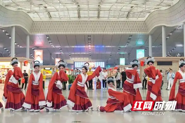 国庆游长沙福利来袭！凭到达长沙南站高铁票，热门景点门票最低4折