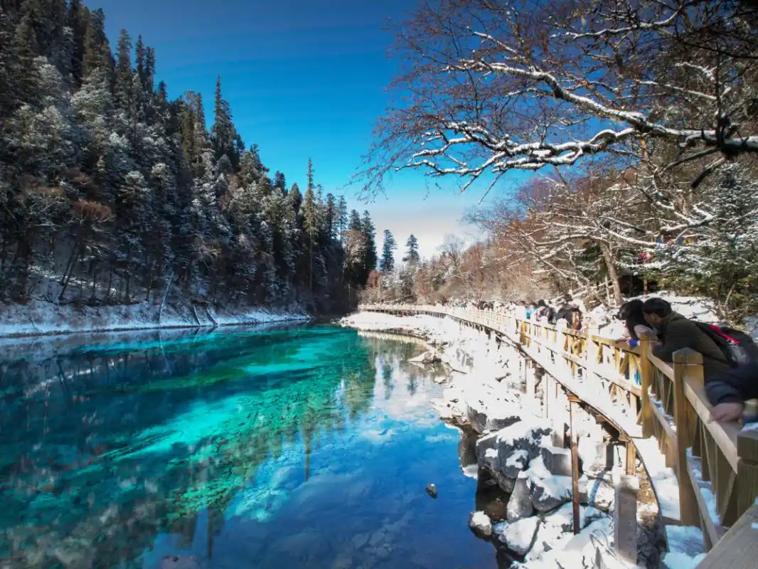 乘“封”而上过龙年｜巴适得板 春节周边自驾游目的地推荐