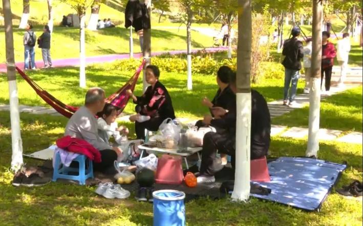 国庆中秋假期 市区多个文旅景点成游客热门打卡地