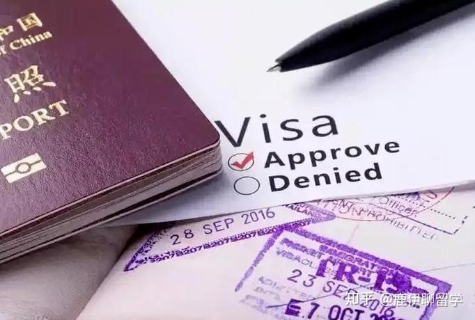 1B签证费而面临多个商业团体“正式指责”。包括芯片制造、软件、零售行业在内，大约12个商业组织发