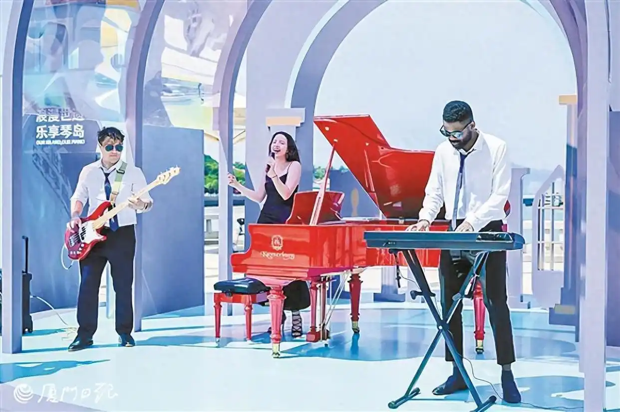 80余场音乐盛宴奏响琴岛，第十四届鼓浪屿钢琴艺术周吸引海内外众多游客