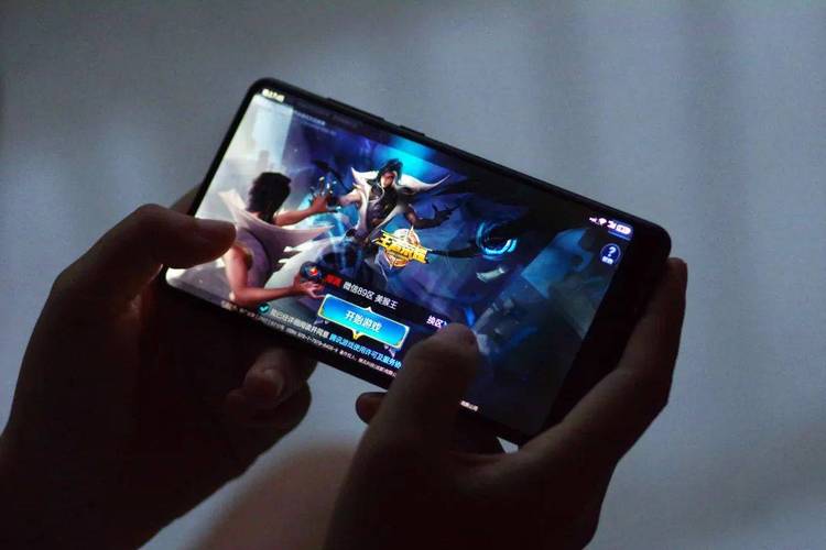 “游戏陪玩”新契机：带动新消费 促进新就业