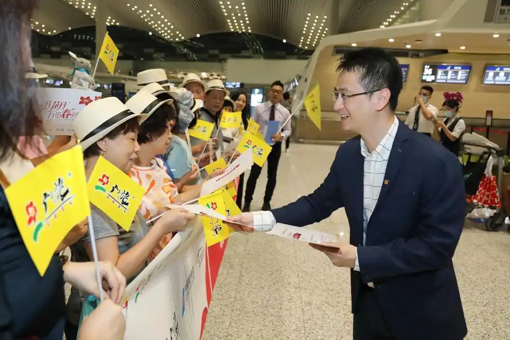 国内首个澳洲自组团广州出发，“老广”出游热情高涨